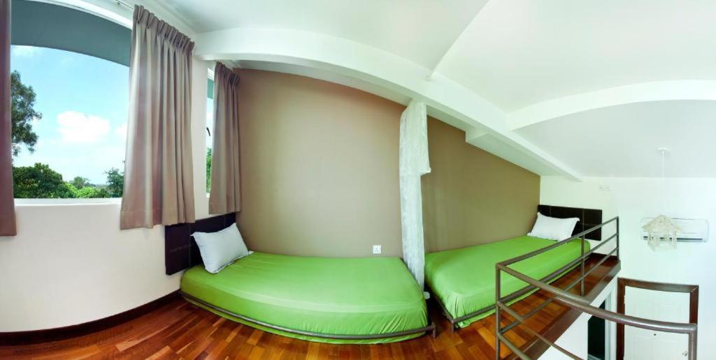 Oyo 90855 Vince Villa Bukit Mertajam Exterior photo
